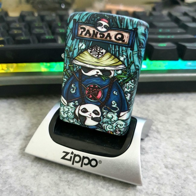 Bật Lửa Zippo Mỹ Nhật Sơn Tĩnh Điện 6 Mặt Phiên Bản Nhật - HÌNH GẤU PANDA